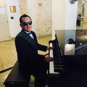 Meet your Posher, Jorge